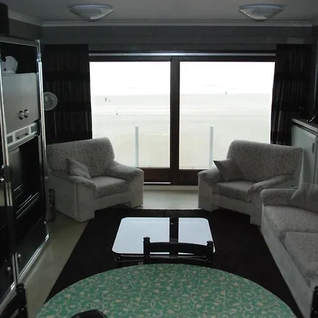 Westclif 2 Apartman *